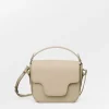 BS Glossy Iris Bag Soft Beige