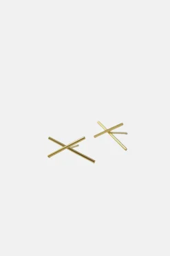 MHL – studs met crossed lines zilver verguld