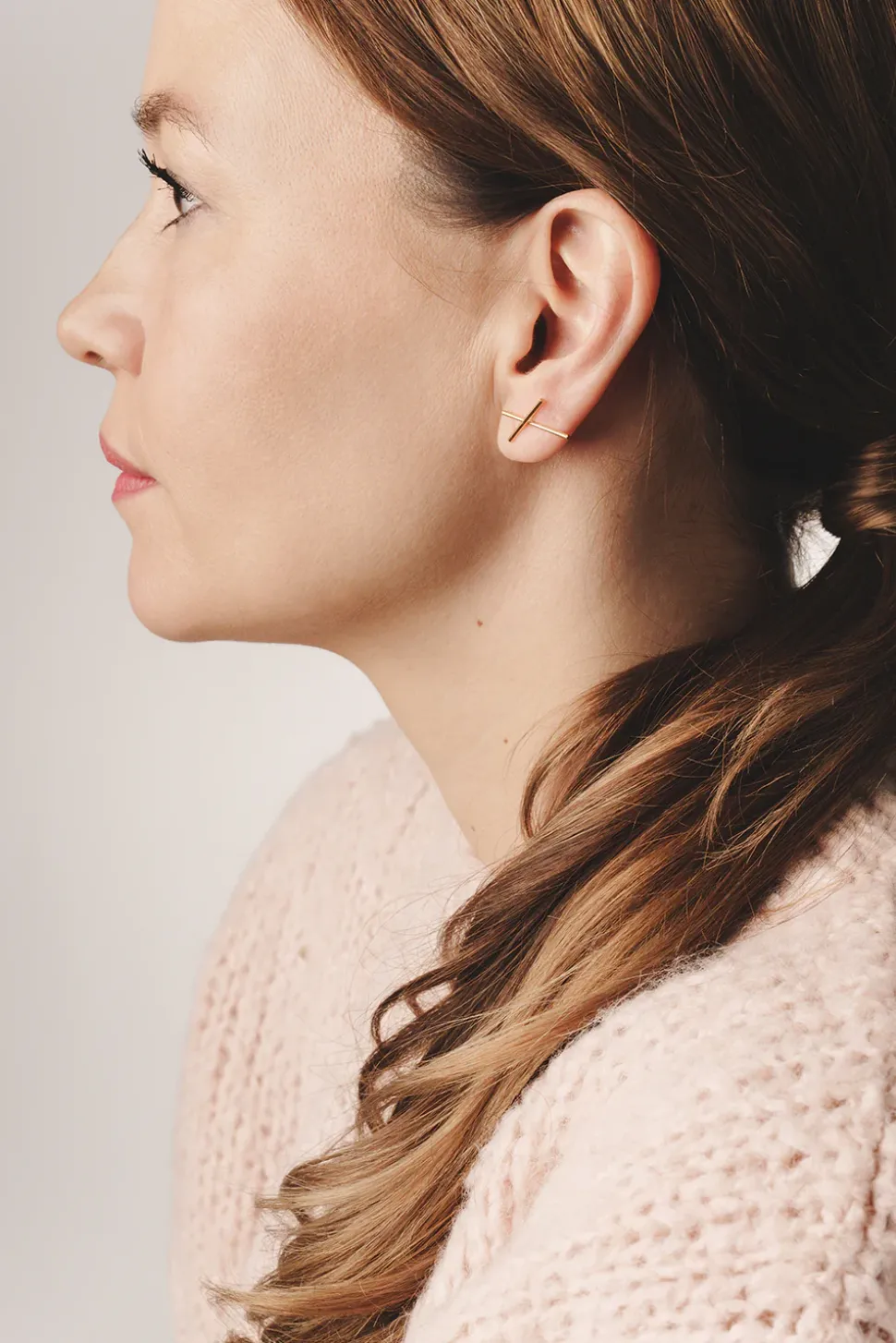 MHL – studs met crossed lines zilver verguld