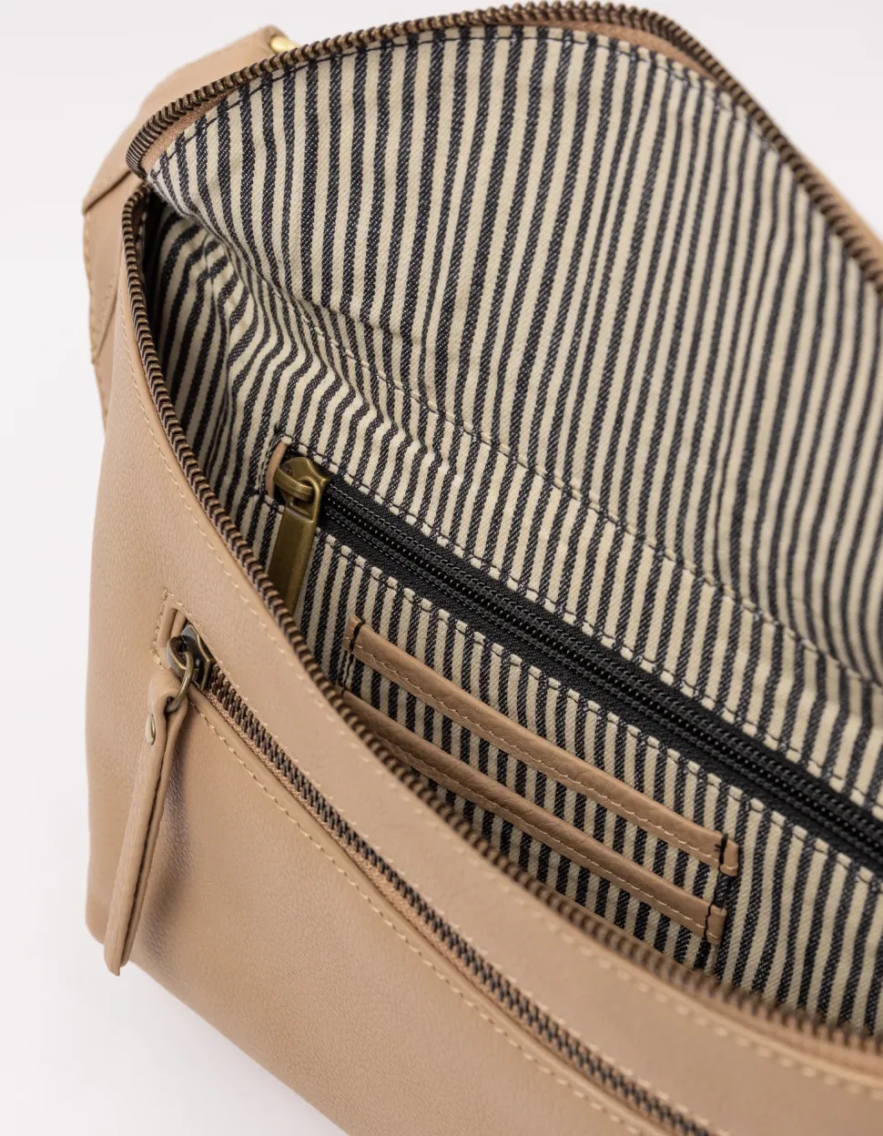 O My Bag – buideltas Drew Bum Bag soft grain leather Sand