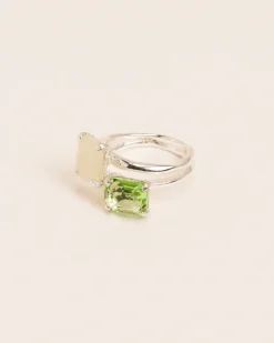 Wouters&Hendrix – dubbele ring met peridot kristal en serpentine