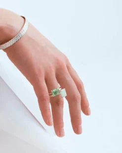 Wouters&Hendrix – dubbele ring met peridot kristal en serpentine