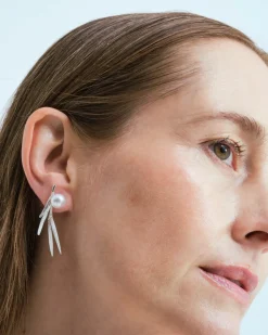 Wouters&Hendrix – oorbellen met bamboestructuur en zoetwaterparel