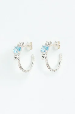 Wouters&Hendrix – oorringen met aquamarijn kristal en kristallen