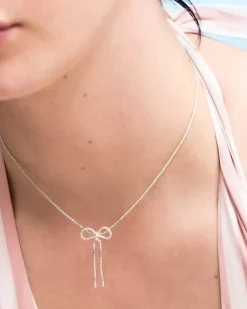 Wouters&Hendrix – textured ketting met strikje