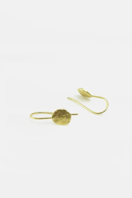 MHL – oorbellen met plat rond geborsteld schijfje zilver verguld
